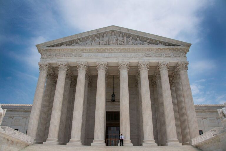 Supreme Court,FBI, lawsuit